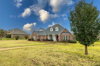 210 Pecan Park Dr, Bullard, TX 75757