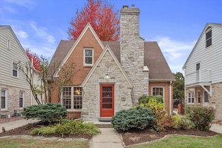 4925 N Elkhart Ave, Milwaukee, WI 53217