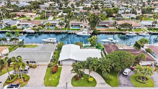 2770 NE 8th Ct, Pompano Beach, FL 33062