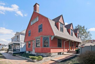 25 Bramhall St, Portland, ME 04102