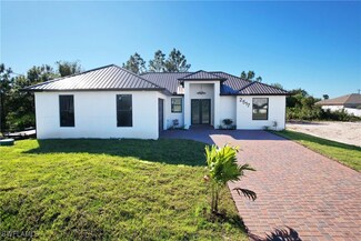 2517 11th St SW, Lehigh Acres, FL 33976