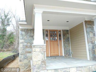 6511 Broad St, Bethesda, MD 20816