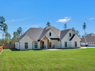 387 C Rd, Diboll, TX 75941