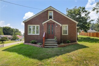 9880 Bellhaven Ave NW, Uniontown, OH 44685