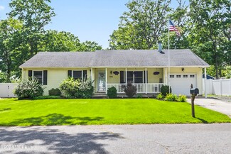 515 Wynnewood Rd, Forked River, NJ 08731