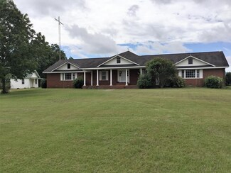 1202 Oaky Grove Church Rd, Wrightsville, GA 31096