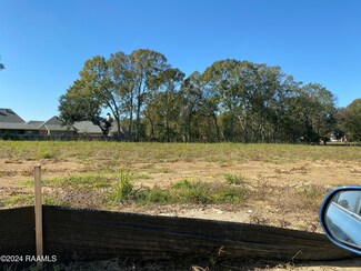 103 Blue Cove Dr, Lafayette, LA 70508