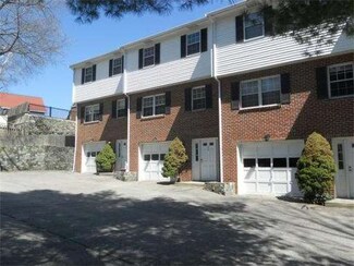 15 Manning Rd Unit D, Waltham, MA 02452