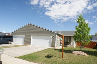 1137 Boswell Dr, Laramie, WY 82070