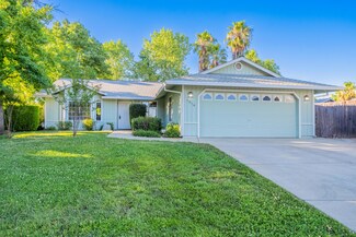 2876 Antigua Dr, Redding, CA 96003