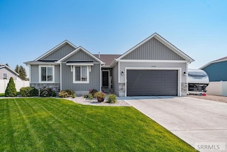 4008 N Livingston Ave, Idaho Falls, ID 83401