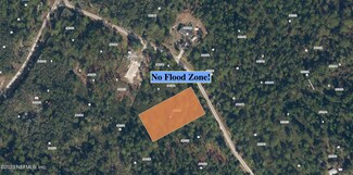 511 5th St, Satsuma, FL 32189
