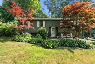 330 Gorwin Dr, Holliston, MA 01746