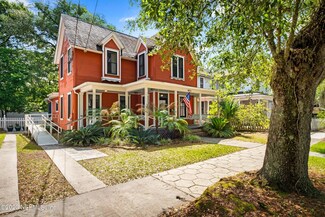 1437 Ionia St, Jacksonville, FL 32206