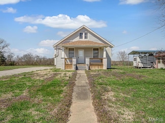 4427 Chester Rd, Chester, IL 62233