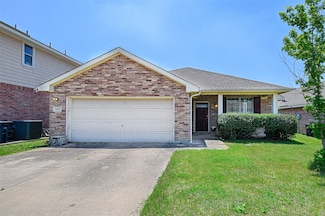 2429 Forest Creek Dr, Fort Worth, TX 76123