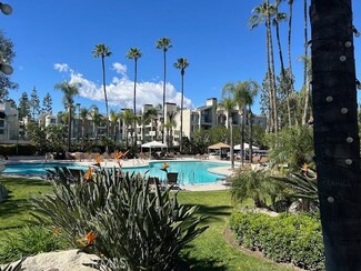 21450 Burbank Blvd Unit 311, Woodland Hills, CA 91367