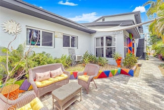 320 Hendricks Isle Unit 2, Fort Lauderdale, FL 33301