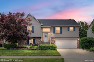 1232 Michael Dr, Westland, MI 48186
