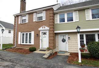 24 Boylston Ln, Lowell, MA 01852