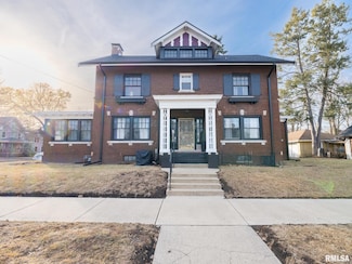 1701 W Barker Ave, Peoria, IL 61606