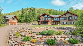 21 Eagle Mountain Ln, Lutsen, MN 55612