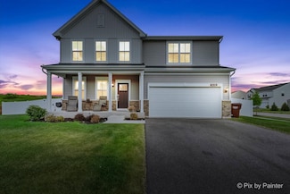 8519 White Oaks Ct, Wonder Lake, IL 60097