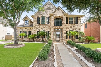 14510 Smith Bridge Ln, Sugar Land, TX 77498