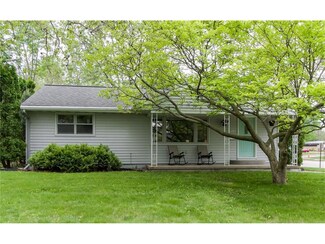1489 Miami Dr NE, Cedar Rapids, IA 52402