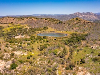 214 Creelman Ln, Ramona, CA 92065