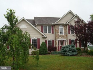 401 Chris Dr, Lenhartsville, PA 19534
