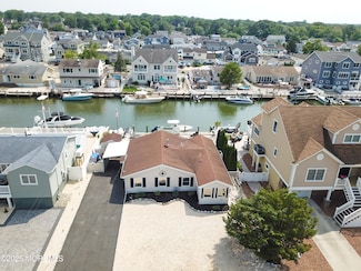 1841 Starboard Ct, Toms River, NJ 08753