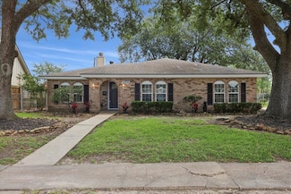 1008 N 30th St, Nederland, TX 77627