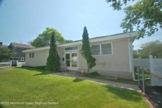 387 Beverly Dr, Keyport, NJ 07735