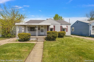 561 E Bennett Ave, Ferndale, MI 48220