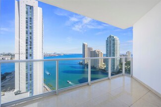 300 S Biscayne Blvd Unit T-2212, Miami, FL 33131