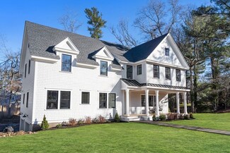 42 Colonial Rd, Hingham, MA 02043