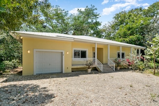 17 Bonita Ave, Key Largo, FL 33037