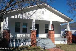 109 E Calhoun St, Whiteville, NC 28472