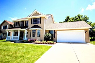 3689 Lakeshore Dr, Winnebago, IL 61088