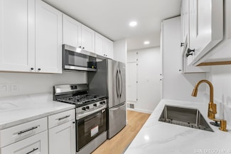 4855 Cole St Unit 12, San Diego, CA 92117