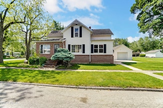 309 4th St, Fort Jennings, OH 45844