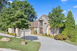 427 Harbor Town Dr, Maryville, TN 37801