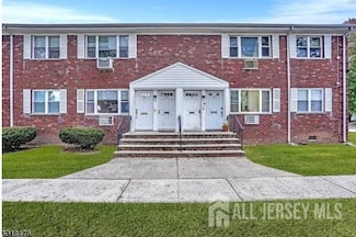 12 Gramercy Gardens Unit A, Middlesex, NJ 08846