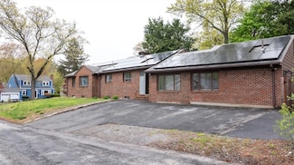 25 Fraser Rd, Framingham, MA 01702