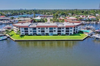 313 Lake Cir Unit 111, North Palm Beach, FL 33408
