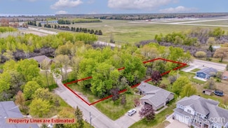 1930 S 22nd St, Escanaba, MI 49829