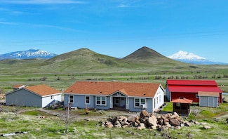 9114 Colleen Circle Rd, Montague, CA 96064
