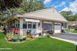23 Snowberry Ln Unit A, Whiting, NJ 08759