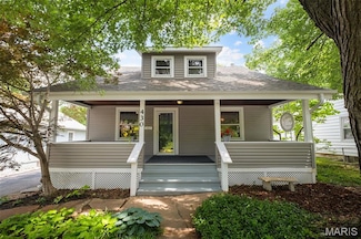 430 S Maple Ave, Saint Louis, MO 63119